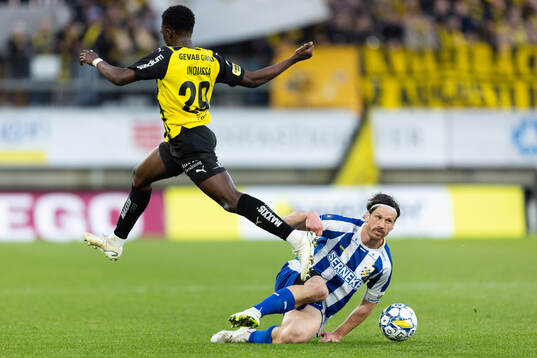 Häckens Zeidane Inoussa och IFK Göteborgs Gustav Svensson