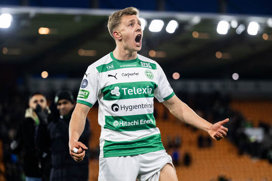 Västerås Simon Gefvert jublar