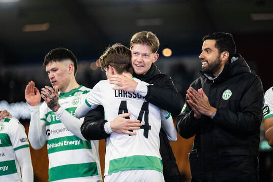 Västerås Max Larsson och Patric Åslund jublar