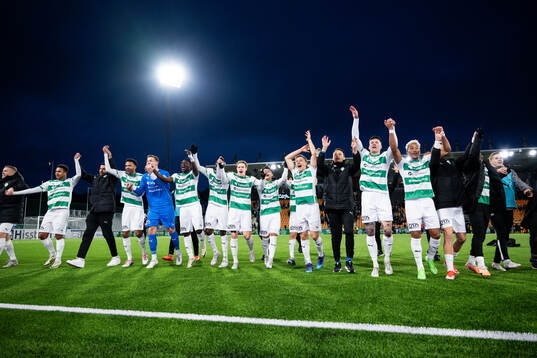 Västerås spelare jublar