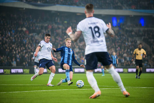 Malmö FFs Lasse Berg Johnsen och Djurgårdens Lucas