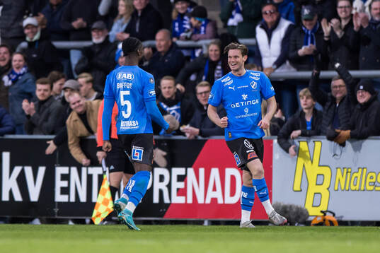 Halmstads Jonathan Svedberg jublar