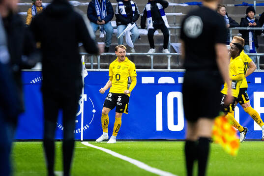 Elfsborgs Simon Hedlund jublar