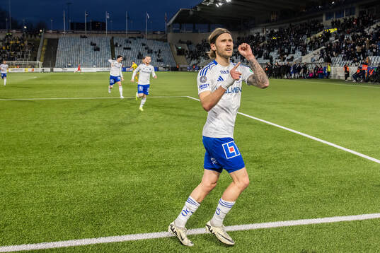 IFK Norrköpings Arnor Traustason jublar