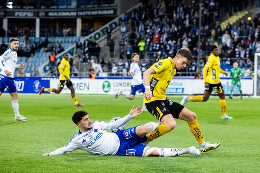 IFK Norrköpings Ismet Lushaku och Elfsborgs Andri Fannar