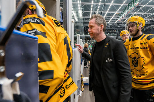 Skellefteås tränare Robert Ohlsson deppar