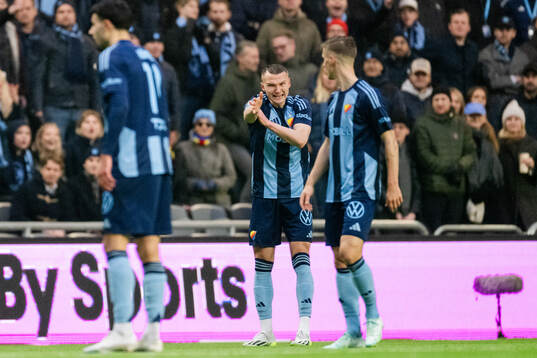 Djurgårdens Piotr Johansson reagerar på domslut
