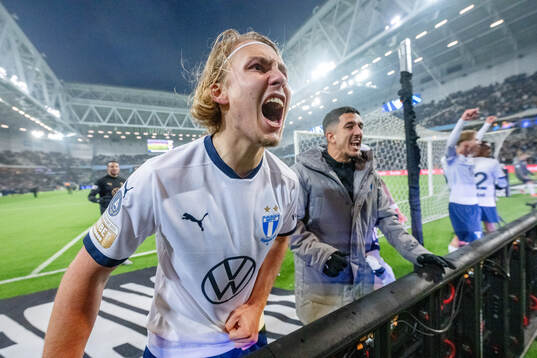 Malmö FFs Sebastian Nanasi jublar
