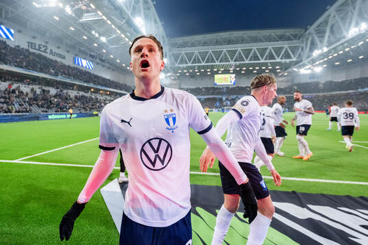 Malmö FFs Erik Botheim jublar