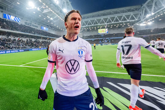 Malmö FFs Erik Botheim jublar