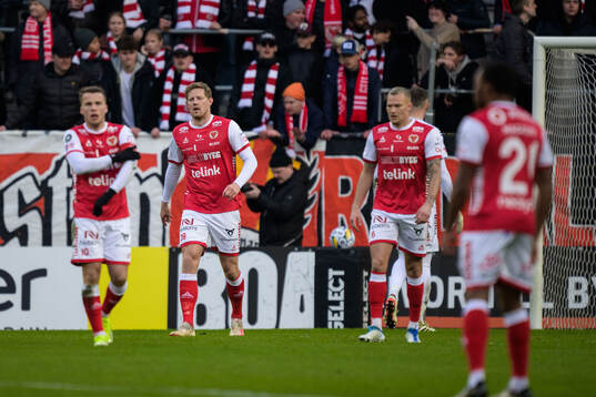 Kalmars Simon Skrabb och Lars Saetra deppar