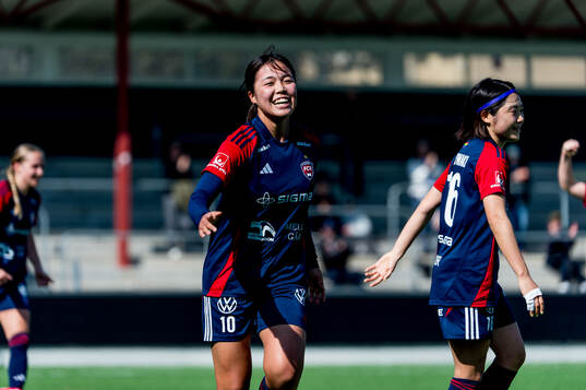 FC Rosengårds Momoko Tanikawa jublar
