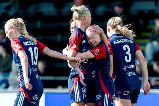 FC Rosengårds Anni Hartikainen jublar
