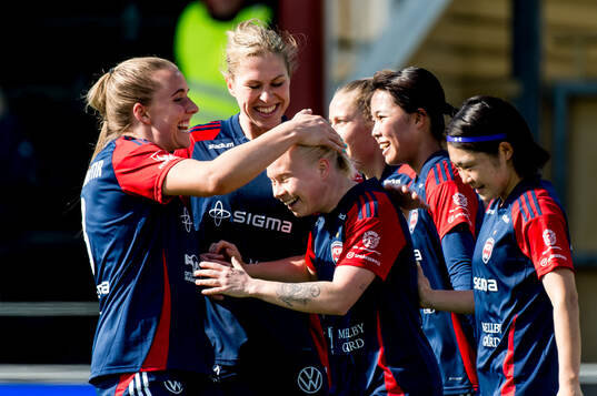 FC Rosengårds Anni Hartikainen jublar
