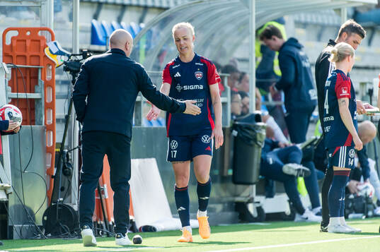 FC Rosengårds tränare Joel Kjetselberg och Caroline Seger