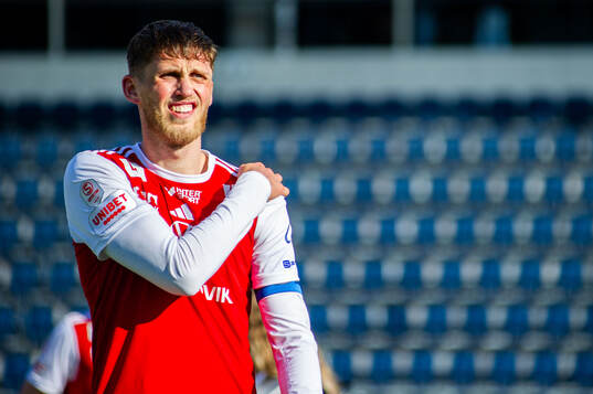 Sandvikens Emil Engqvist deppar