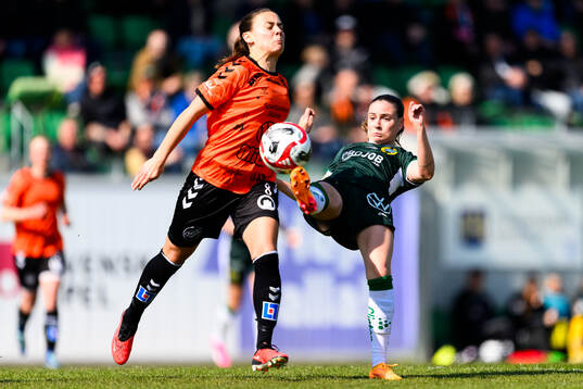 Bläddra bland fler bilder av Fotboll, Damallsvenskan, Kristianstad - Hammarby