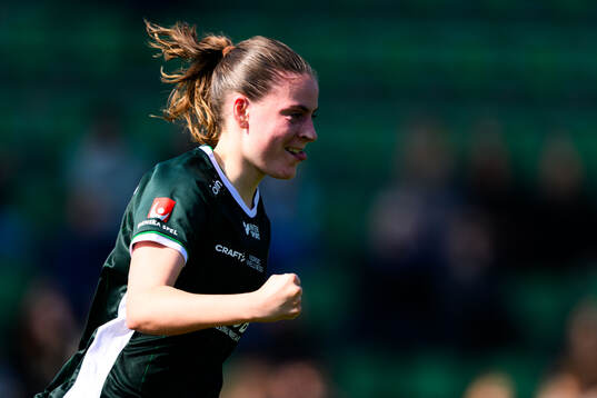 Hammarbys Smilla Vallotto jublar
