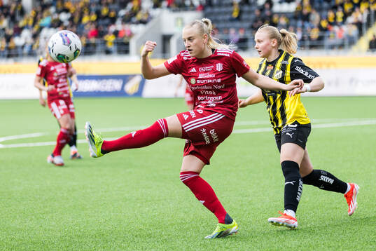 Piteås Wilma Carlsson och Häckens Johanna Fossdalsá