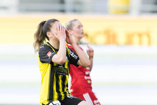 Häckens Anna Csiki deppar