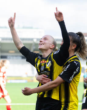 Häckens Anna Sandberg jublar