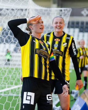 Häckens Filippa Curmark jublar