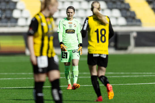 Häckens målvakt Jennifer Falk