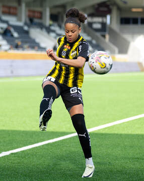 Häckens Felicia Schröder