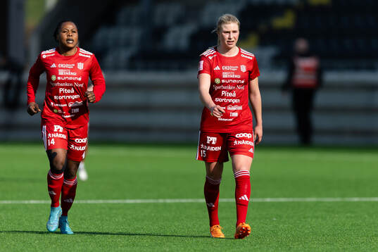 Piteås Faith Ikidi Michael och Ellen Löfqvist deppar