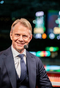 Niklas Wikegård i TV4s studio