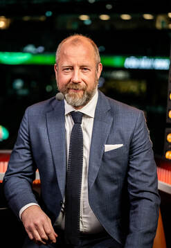 Peter Rönnqvist i TV4s studio