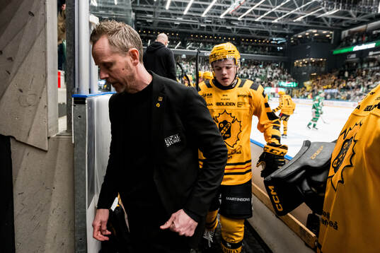 Skellefteås tränare Robert Ohlsson deppar