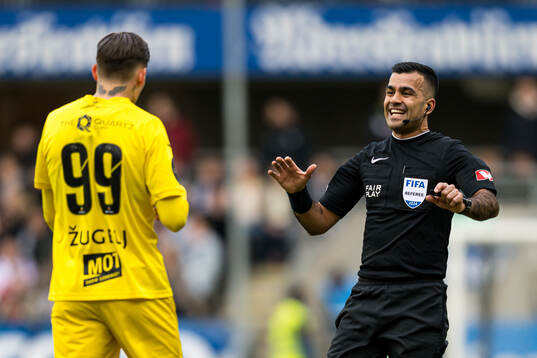 Rohit Saggi, referee