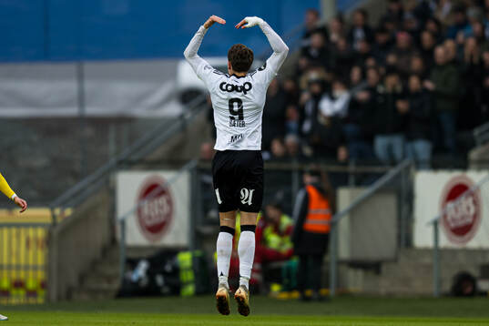 Ole Sæter of Rosenborg celebrates