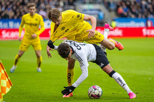 Ulrik Saltnes of Bodø/Glimt and Adrian Pereira of Rosenborg