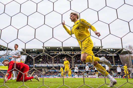 Albert Grønbæk of Bodø/Glimt celebrates