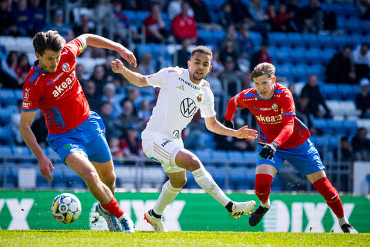 Helsingborgs Wilhelm Loeper och Östersunds Erick Brendon