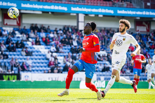 Helsingborgs Benjamin Acquah och Östersunds Ziad Ghanoum