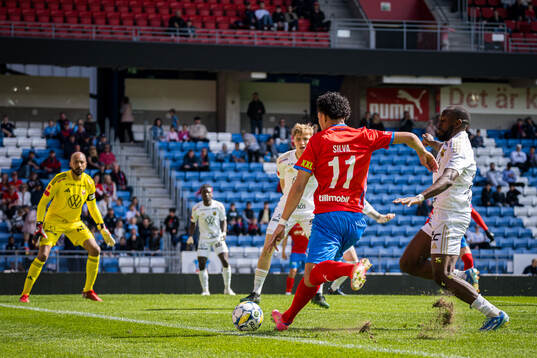 Helsingborgs Milan Silva Rasmussen och Östersunds