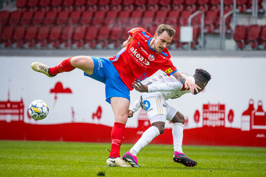 Helsingborgs Adam Hellborg och Östersunds Michael