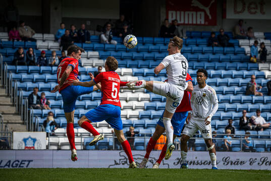 Helsingborgs Jon Birkfeldt och Östersunds Sebastian