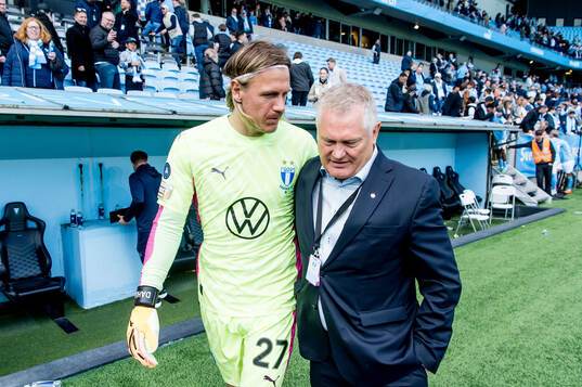 Malmö FFs målvakt Johan Dahlin och ordförande Anders