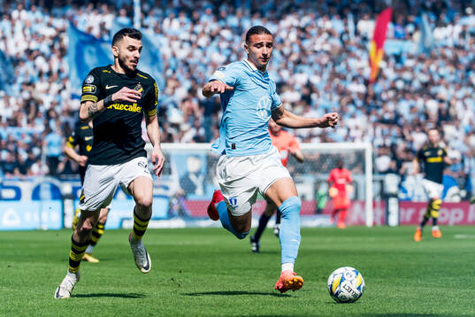 AIKs Ioannis Pittas och Malmö FFs Elison Makolli