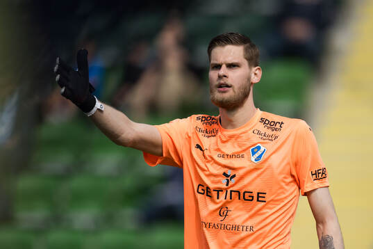 Halmstads målvakt Tim Rönning