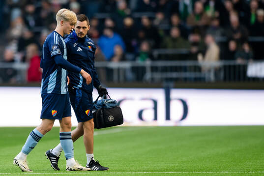 Djurgårdens Lucas Bergvall har ont