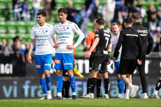 Värnamos Kenan Bilalovic deppar