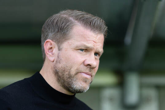 Häckens tränare Pål Arne Johansen innan fotbollsmatchen