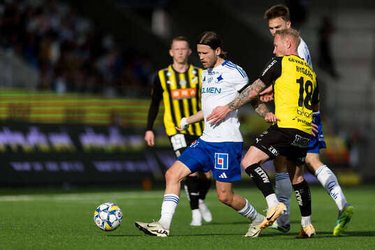 IFK Norrköpings Arnor Traustason och Häckens Mikkel