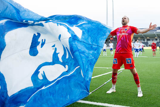 IFK Norrköpings målvakt Oscar Jansson  jublar