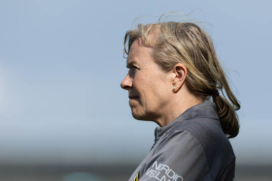 Häckens head of performance Gunnvor Halmöy innan